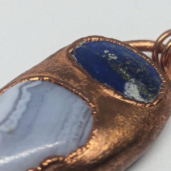 'Ferrinol' Lapis, Sunstone & Blue Lace Agate Reversible Copper Handmade Necklace - Picture 3 of 9